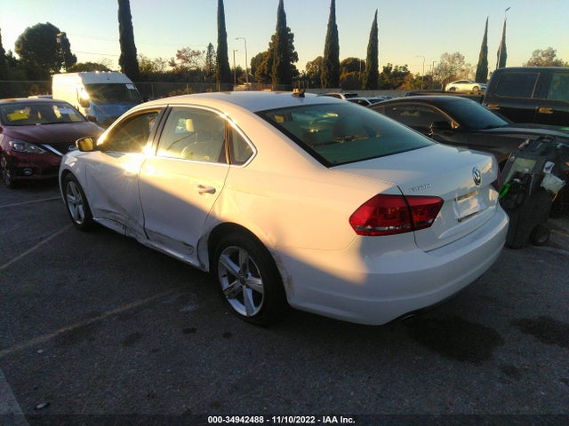 1VWBP7A34DC151303 Volkswagen Passat Se W/sunroof & Nav