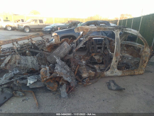 WA1LXBF70ND011843 Audi Q7 Premium Plus