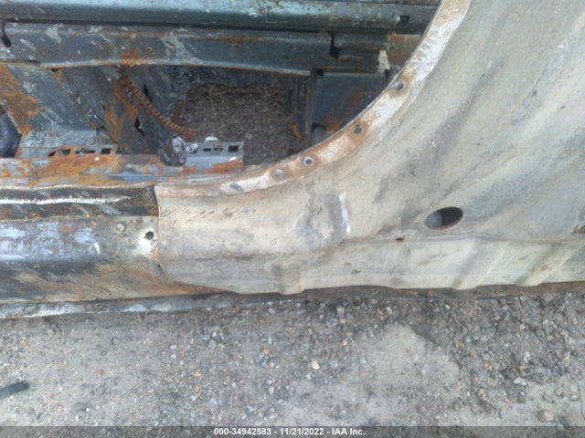 WA1LXBF70ND011843 Audi Q7 Premium Plus