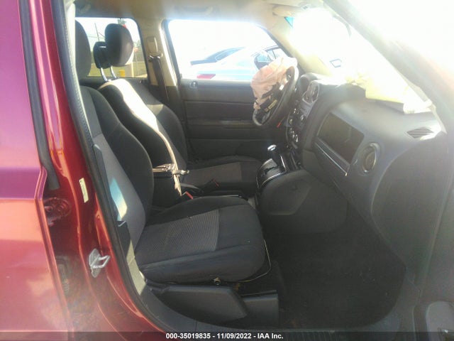 1C4NJPBAXED552011 Jeep Patriot Sport/altitude