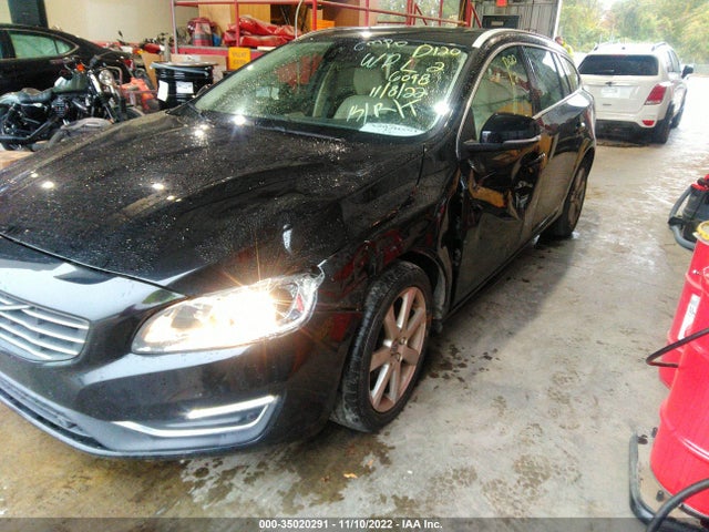 2016 Volvo V60, VIN: YV140MEK2G1306098