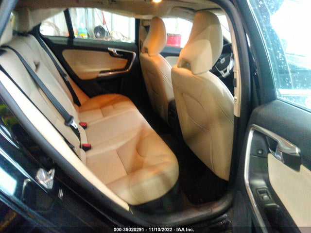 2016 Volvo V60, VIN: YV140MEK2G1306098