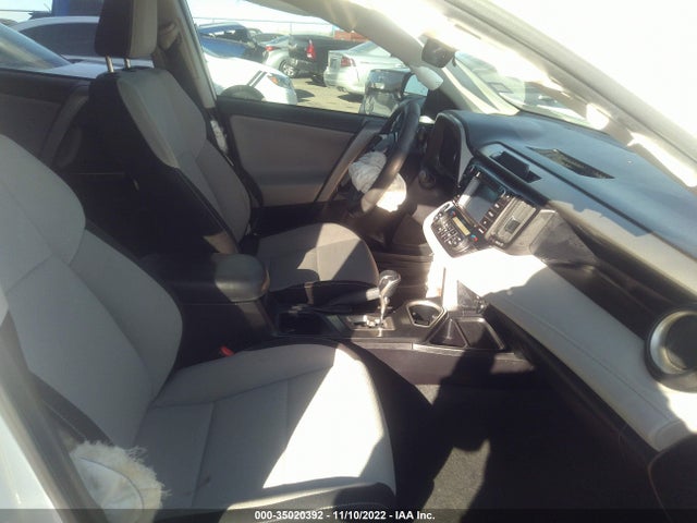 2018 Toyota RAV4, VIN: 2T3WFREV9JW461163