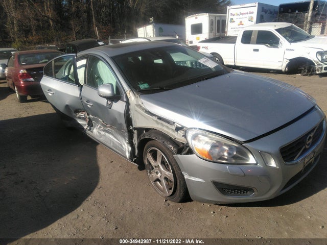 Volvo S60 T5 2013 YV1612FS2D1218303 главное изображение