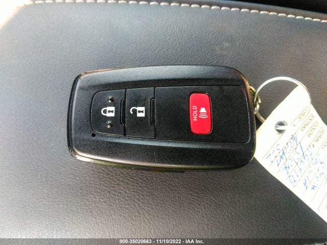 Toyota Corolla Hatchback Se 2022 JTND4MBE4N3161667 Image 3