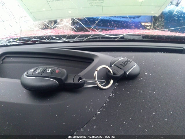 2022 Mini Clubman, VIN: WMWLV7C00N2S18080