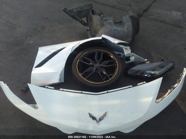 2019 Chevrolet Corvette, VIN: 1G1YB2D70K5119309