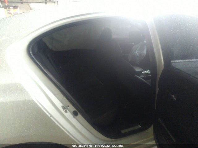 Acura TLX 2016 19UUB2F52GA005359 Image 8