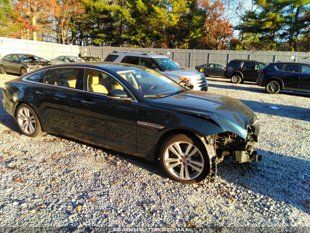 2016 Jaguar XJ, VIN: SAJWJ2GD7G8V95566