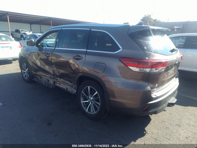 2018 TOYOTA HIGHLANDER SE/XLE VIN: 5TDKZRFH0JS268335