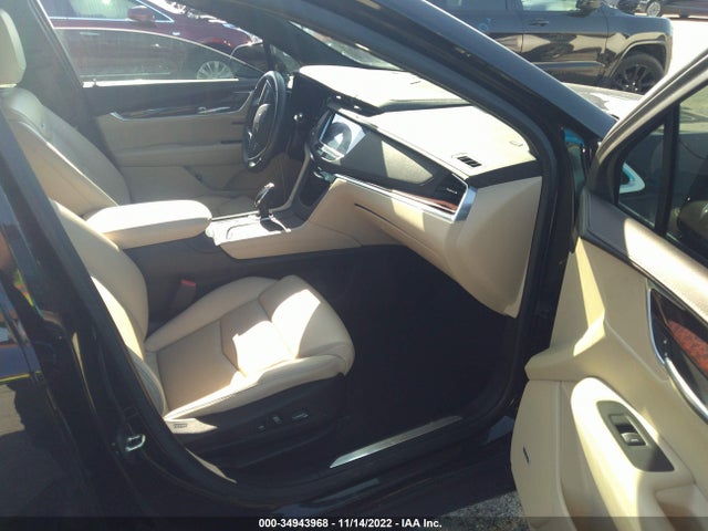 2018 Cadillac XT5, VIN: 1GYKNERS6JZ147961