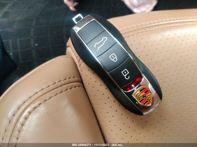 2020 Porsche Macan, VIN: WP1AA2A50LLB14248