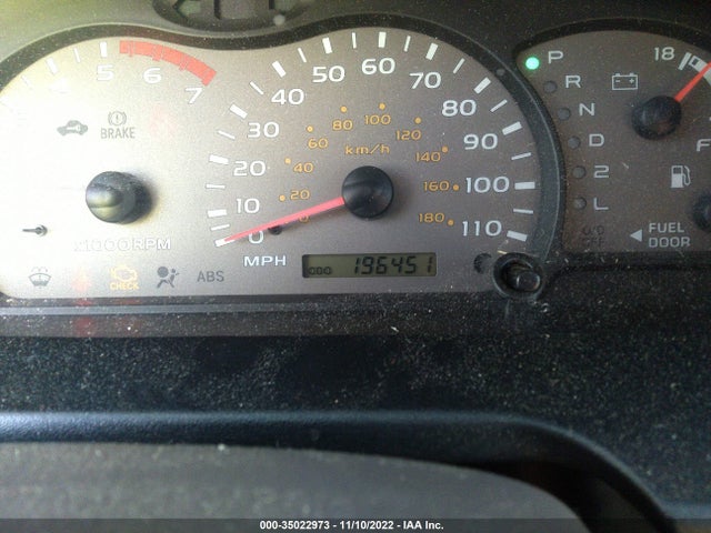2002 TOYOTA SEQUOIA LIMITED VIN: 5TDBT48A52S117545