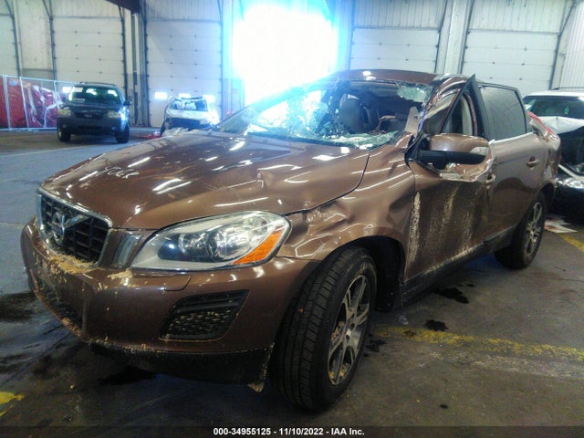 Volvo Xc60 T6 2013 YV4902DZ7D2447489 Image 2