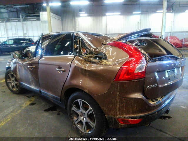 Volvo Xc60 T6 2013 YV4902DZ7D2447489 Image 3