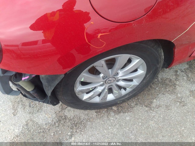 2019 Volkswagen Beetle, VIN: 3VWFD7AT9KM719101