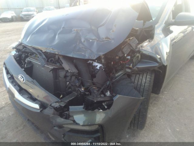 3KPF24AD9ME264988 KIA Forte Lxs
