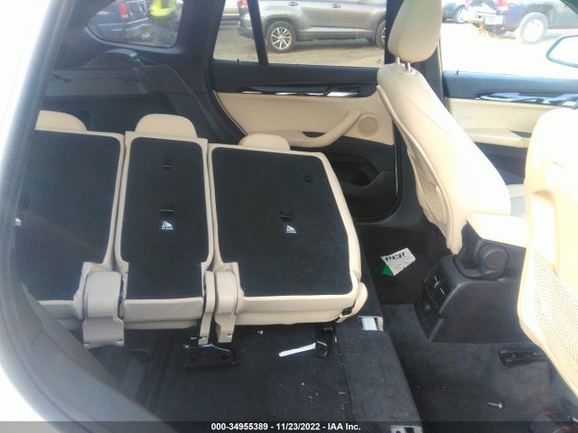 2018 BMW X1, VIN: WBXHT3C30J5L24977