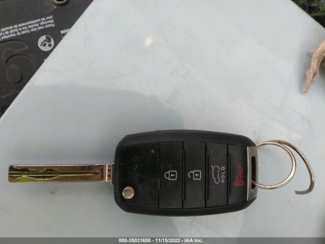 5XYKTDA61FG644653 KIA SORENTO LX