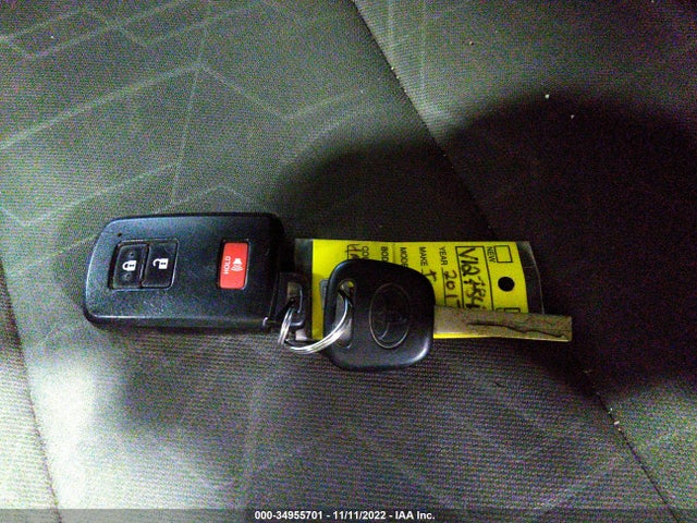 2017 Toyota Tacoma, VIN: 3TMCZ5AN7HM110353