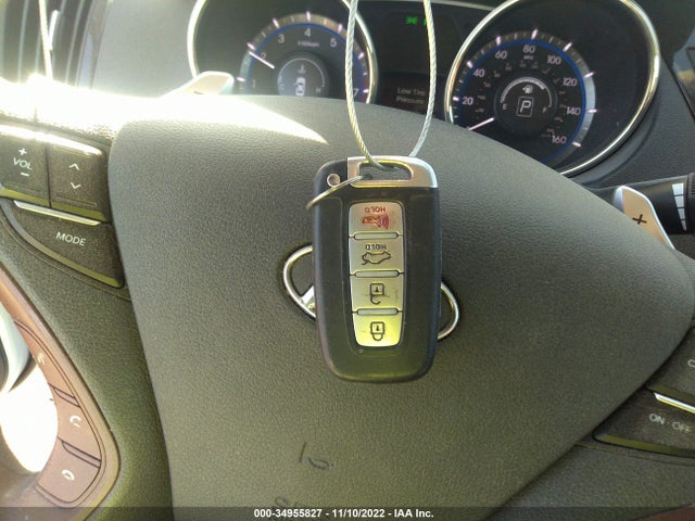 2013 HYUNDAI SONATA LIMITED W/WINE INT VIN: 5NPEC4AB3DH564870