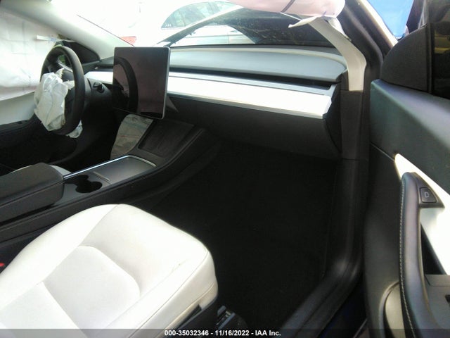 Tesla Model Y Long Range 2021 5YJYGDEE2MF189882 Image 5