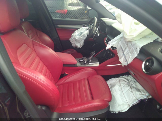 ZASFAKNN4J7C00581 Alfa Romeo Stelvio Ti Sport