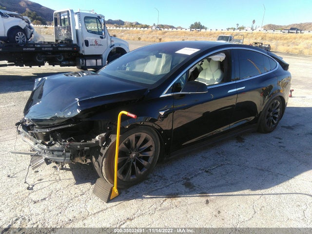 2019 Tesla Model X, VIN: 5YJXCBE28KF141639