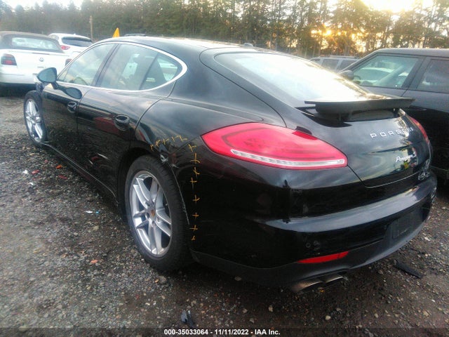 2016 Porsche Panamera, VIN: WP0AB2A75GL050746