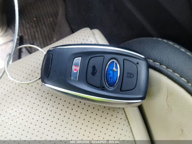 4S4BTANC4L3174094 Subaru Outback Limited