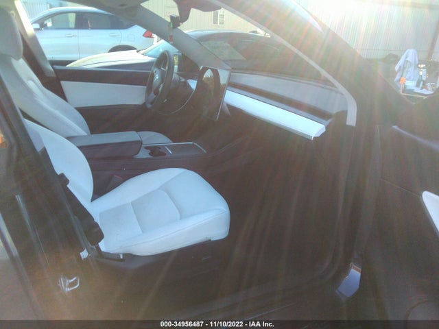 2021 Tesla Model Y, VIN: 5YJYGDEE0MF306858