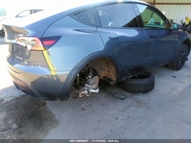 2021 Tesla Model Y, VIN: 5YJYGDEE0MF306858