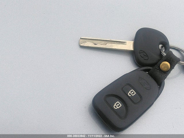 Hyundai ACCENT GS 2014 KMHCT5AE1EU189135 Image 3