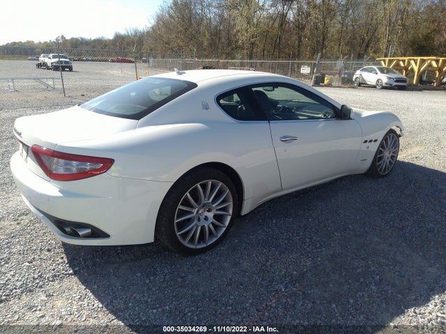 ZAMKL45A990048131 Maserati Granturismo