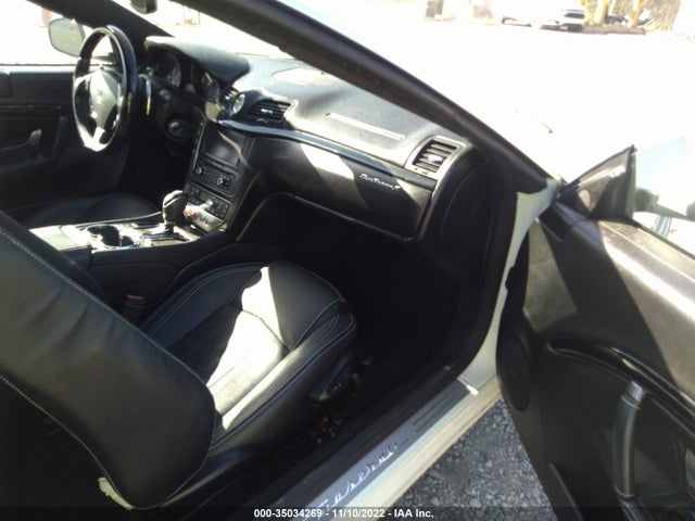 ZAMKL45A990048131 Maserati Granturismo