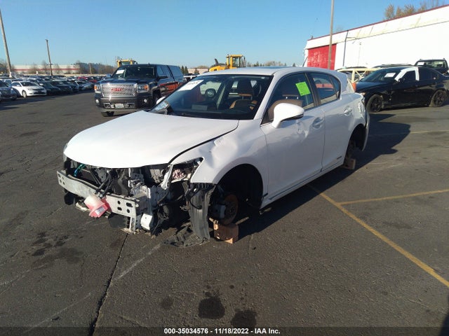 JTHKD5BH7C2103663 Lexus CT 200H