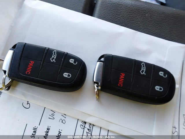 1C3CCCBG7GN180322 Chrysler 200 S