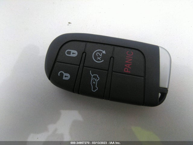 1C4RJFAG1JC488667 Jeep Grand Cherokee Upland