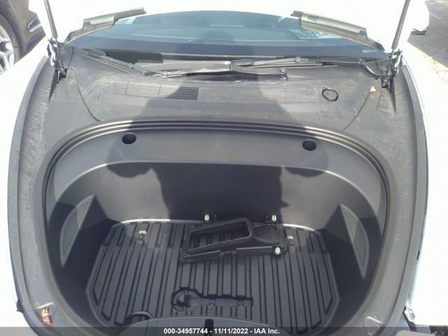 5YJ3E1EA2NF294497 Tesla MODEL 3