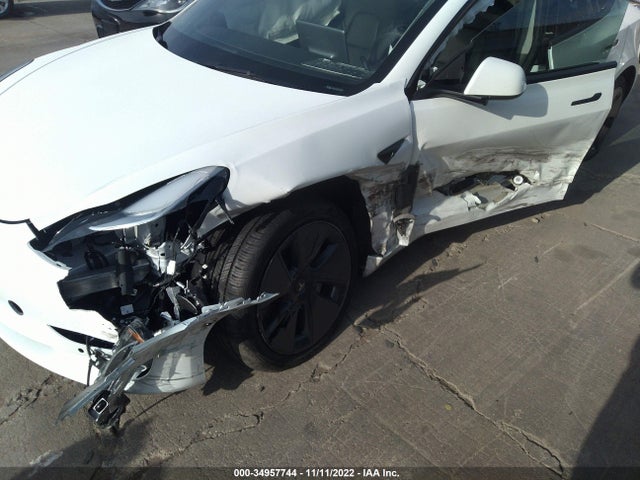5YJ3E1EA2NF294497 Tesla MODEL 3