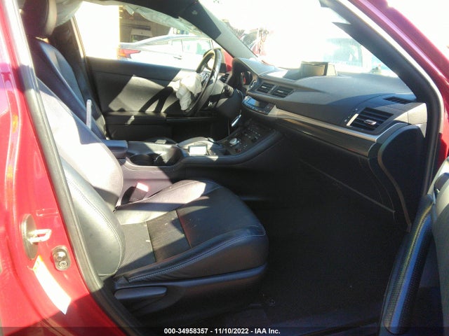 Lexus CT 200H 2012 JTHKD5BH9C2052750 Image 5