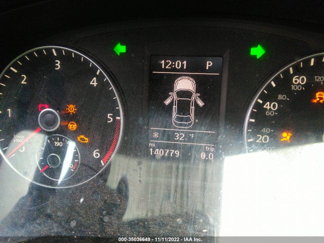 1VWBV7A35FC041630 Volkswagen Passat 2.0l Tdi Se W/sunroof