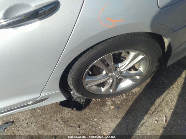 2019 HYUNDAI SONATA SPORT VIN: 5NPE34AF8KH737833