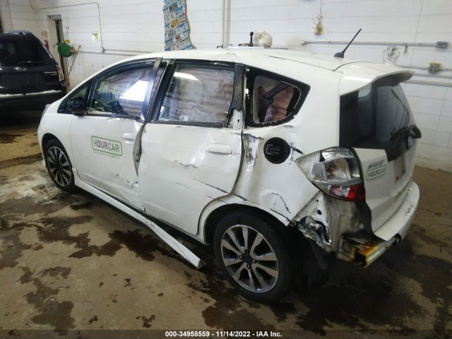 2013 HONDA FIT SPORT VIN: JHMGE8H57DC055269