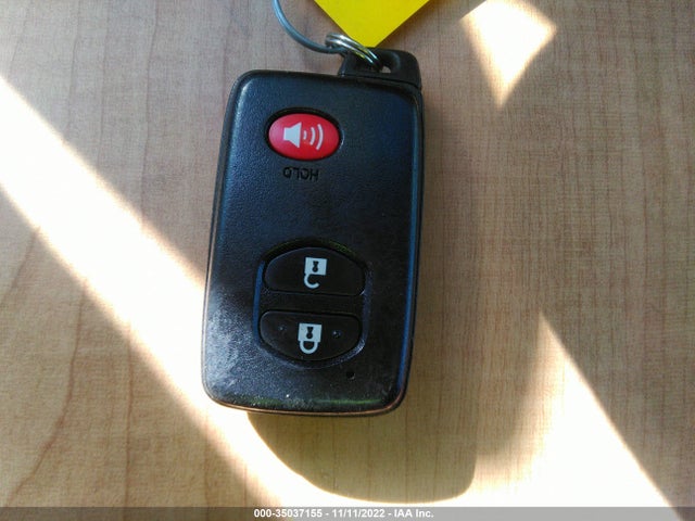 2016 Toyota Prius, VIN: JTDZN3EU2GJ041479