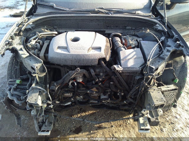 2021 Volvo XC60, VIN: YV4BR0DLXM1676472
