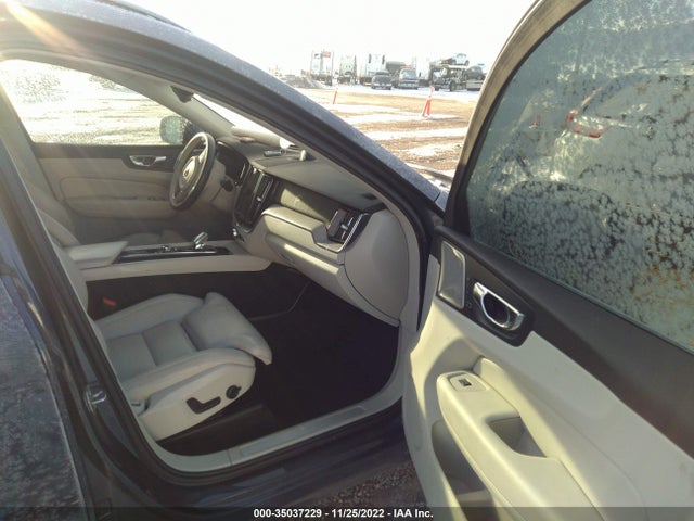 2021 Volvo XC60, VIN: YV4BR0DLXM1676472