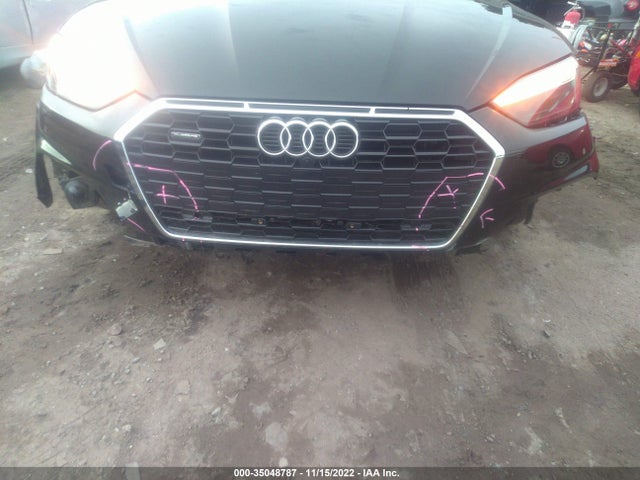 2022 Audi A5, VIN: WAUWAGF50NN005290