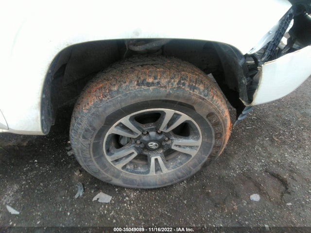 2018 Toyota Tacoma, VIN: 3TMCZ5AN2JM132816