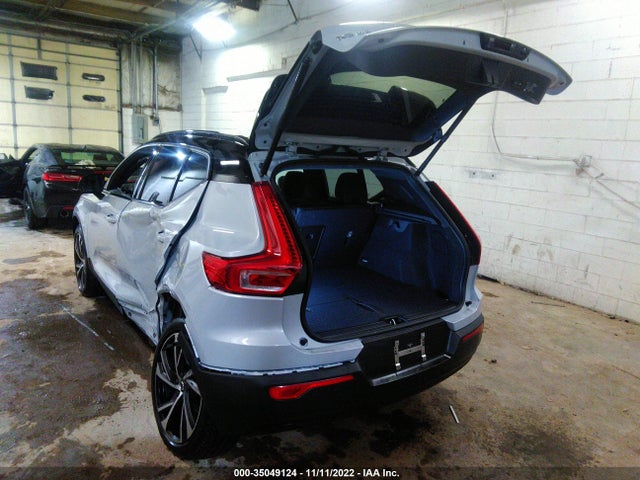 2022 Volvo XC40, VIN: YV4162UM8N2655530